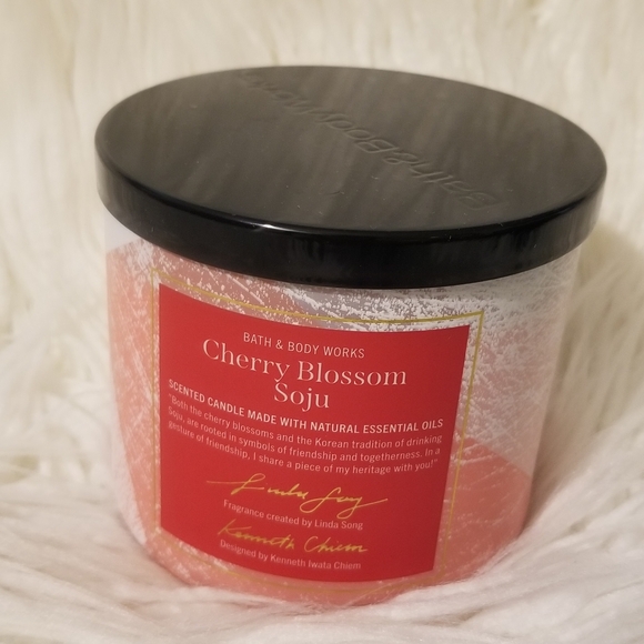 Cherry Blossom Soju 3 wick Candle - Picture 1 of 3
